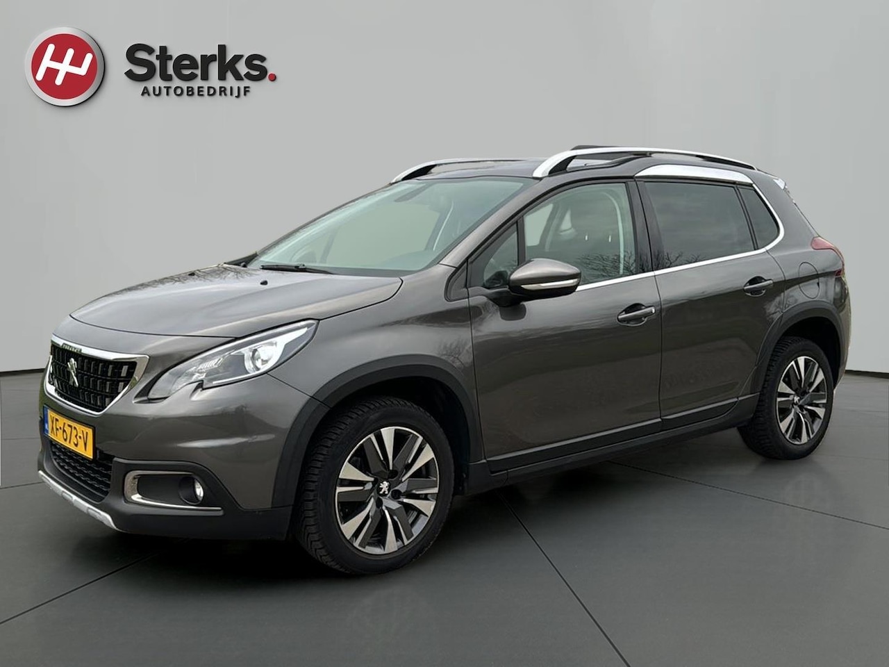 Peugeot 2008 - 1.2 PureTech Allure TREKHAAK LEDER PANORAMADAK LM VELGEN NAVI - AutoWereld.nl