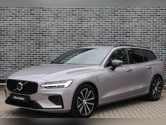Volvo V60 - 2.0 T8 Plug-in Hybrid AWD Plus Dark | PHEV Long Range | Trekhaak | Sportstoelen | Panorama