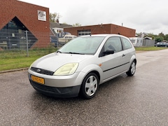 Ford Fiesta - 1.3 Centennial Met 1Jaar APK