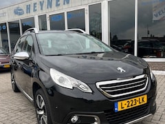 Peugeot 2008 - 1.2 PureTech Féline