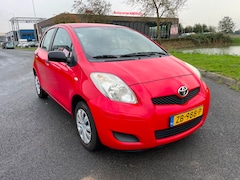 Toyota Yaris - 1.0 VVTi Acces, 5drs, Airco, Elektr ramen, Radio CD speler, Centrale deurvergrendeling