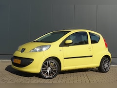 Peugeot 107 - 1.0-12V XR