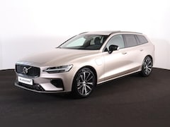Volvo V60 - T8 Recharge AWD Plus Dark - Panorama/schuifdak - IntelliSafe Assist & Surround - 360º Came