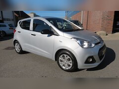 Hyundai i10 - 1.0i i-Motion