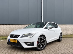 SEAT Leon - 1.4 TSI FR-Pano-Clima-Led-Stoelverwarming-PDC