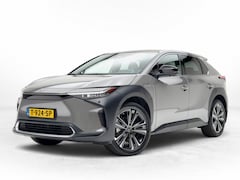 Toyota bZ4X - Premium 4WD 71 kWh | Solar roof | JBL | Stoelverw./koeling | Wit leer | Memory | 20-inch