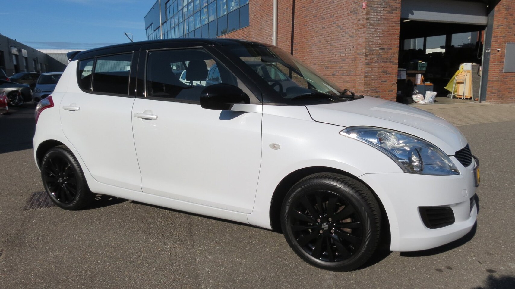 Suzuki Swift - 1.2 Bandit EASSS 1.2 Bandit EASSS - AutoWereld.nl