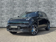 Lynk & Co 01 - 1.5 Plug-in Hybrid | PHEV | Donkere Hemelbekleding | 360 Graden Camera | Infinity Audio |