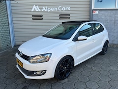 Volkswagen Polo - 1.6 TDI Highline PANO / Cruise controle / Stoel verwarming / AC / APK
