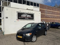 Mitsubishi Colt - 1.1 Invite - Nette auto - Rijdt en schakelt goed