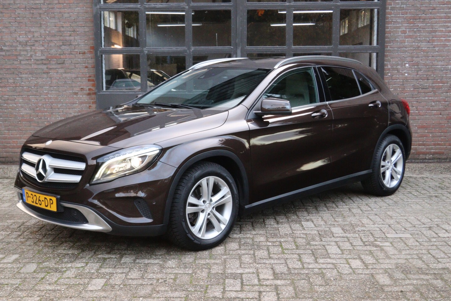 Mercedes-Benz GLA-Klasse - 200 Edition1CC|AC|CAM|PDC NIEUW APK - AutoWereld.nl