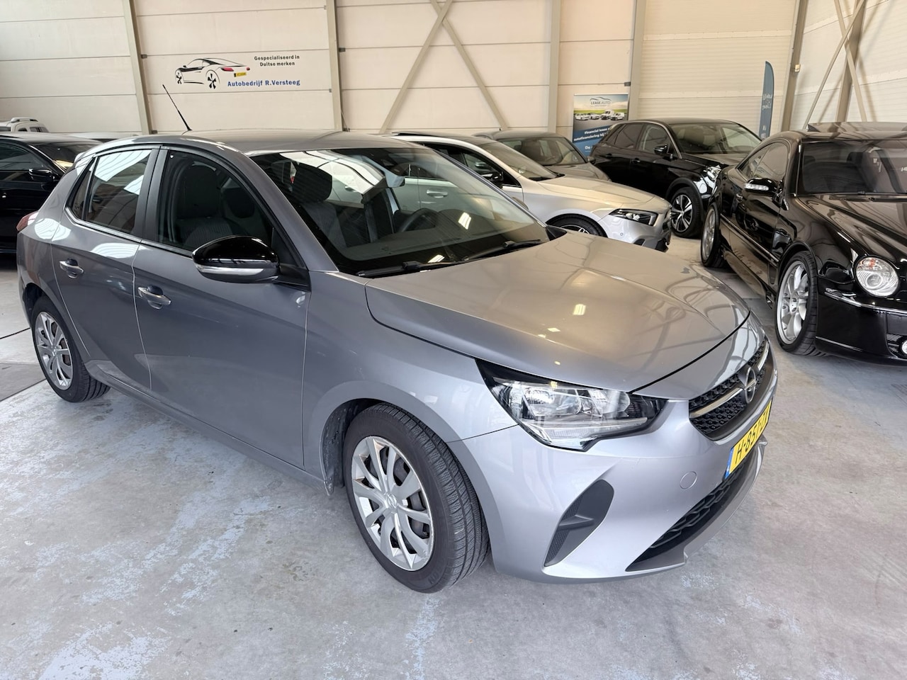Opel Corsa - 1.2 Edition RIEM VERVANGEN! CARPLAY! LED! INRUIL MOGELIJK! - AutoWereld.nl