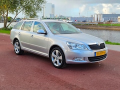 Skoda Octavia Combi - 1.2 TSI Elegance Business Line