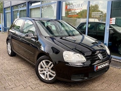 Volkswagen Golf - 1.6/NAVI/BLUETOOTH/APK/5DRS