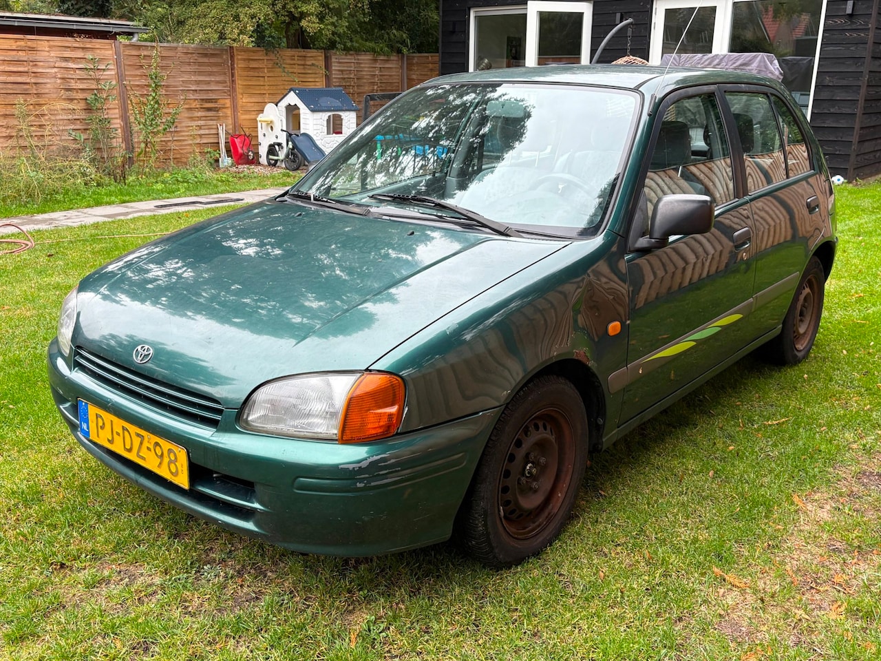 Toyota Starlet - 1.3-16V GLi GTSi | AIRCO | AUTOMAAT | 5-DEURS - AutoWereld.nl