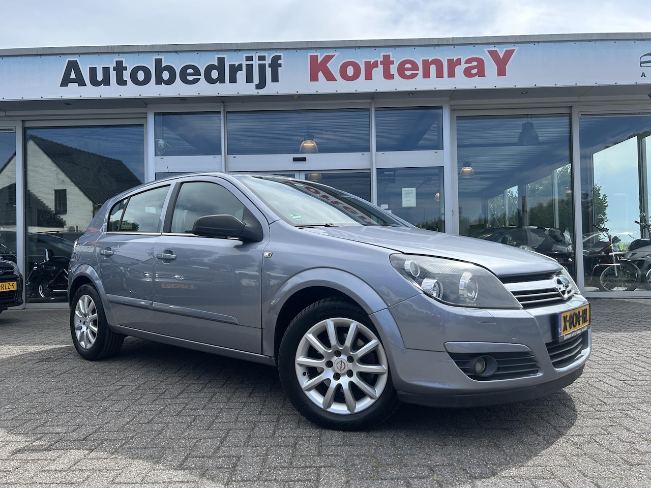 Opel Astra - 1.8 Essentia /airco/cruise control/ D-riem vervangen bij 110500KM/uitstekend onderhouden - AutoWereld.nl