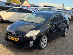 Toyota Prius - 1.8 Aspiration Dealer Onderhouden Camera Carplay Leer StoelVW Grote Beurt Gehad twv 1800Eu