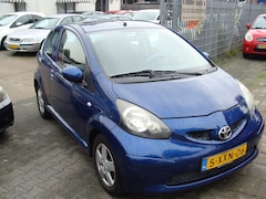Toyota Aygo - 1.0-12V +