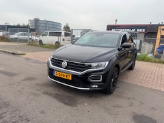 Volkswagen T-Roc - 1.5 TSI Sport Business R-LINE XENON/LED/NAVI
