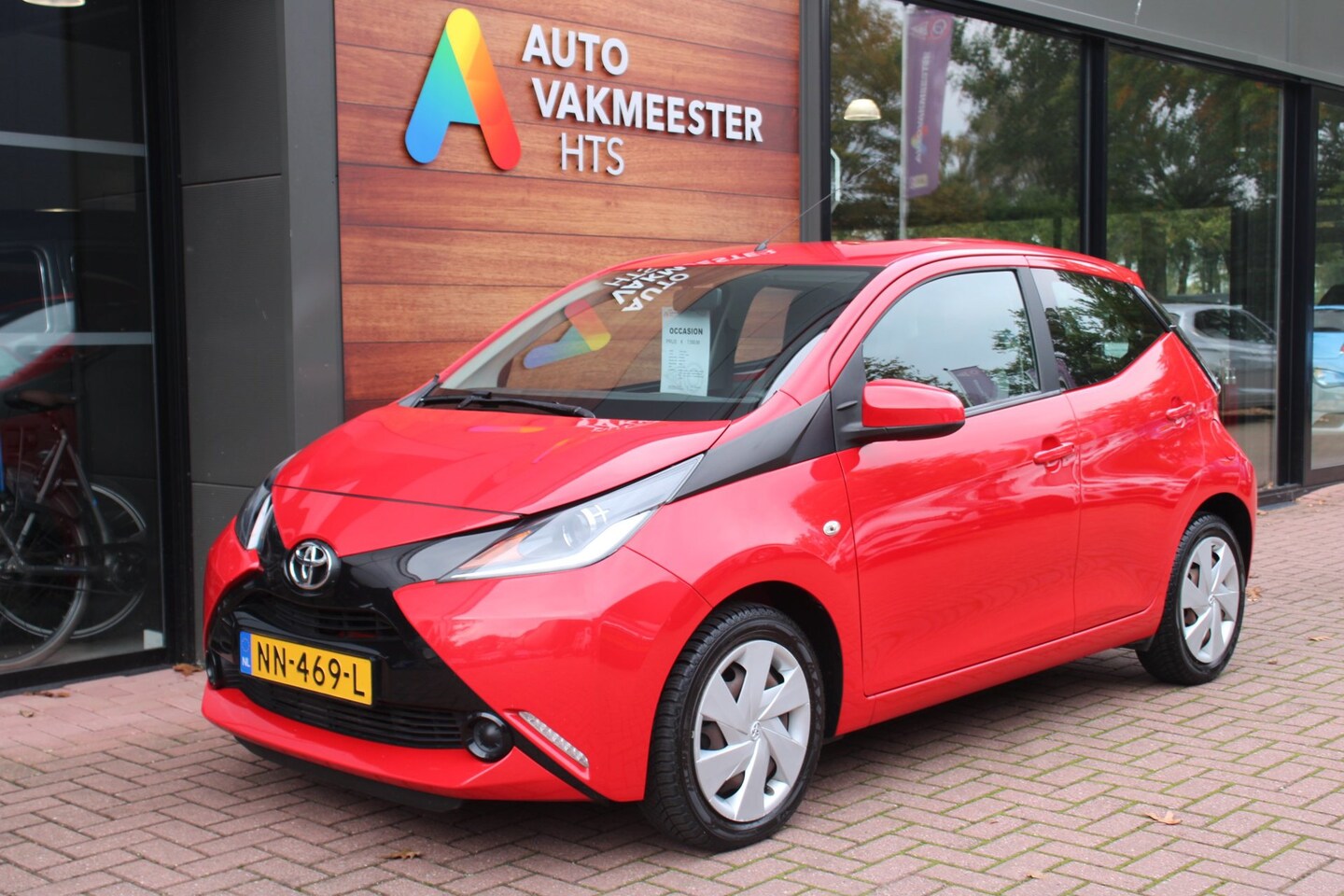 Toyota Aygo - 1.0 VVT-i x-play 1.0 VVT-i x-play - AutoWereld.nl