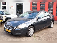Volvo S60 - 1.6 T3 Kinetic , AUTOMAAT , NAVI , 150 PK