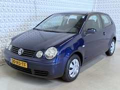Volkswagen Polo - 1.4-16V AUTOMAAT + Nieuwe distributie 121.000km(2005)
