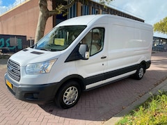 Ford Transit - 310 2.2 TDCI L3H3 Ambiente / Airco / Navigatie / Cruise Control / PDC / 2016 / Euro5 / 92K