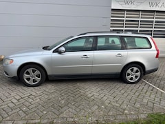Volvo V70 - 2.4 D5 Kinetic