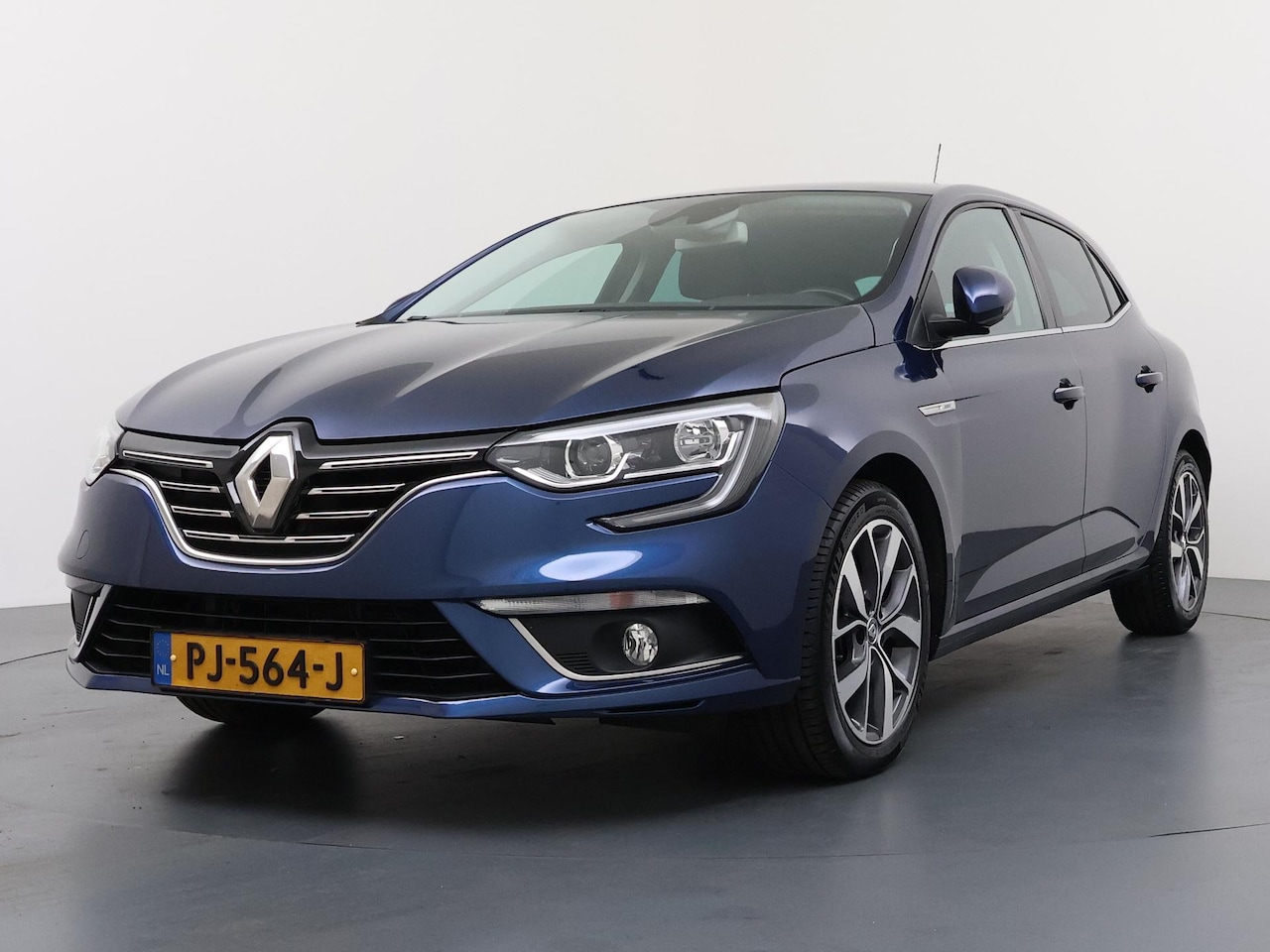 Renault Mégane - Energy TCe 130 Bose | Weinig KM's | Apple CarPlay | Navigatie | Climate Control | - AutoWereld.nl