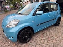 Daihatsu Sirion 2 - 1.0-12V Trend AIRCO, LM VELGEN 15.INC.ORG 211750 KM NAP O.H BOEKJES, ALLE FACTUREN ER BIJ,