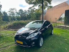Ford Fiesta - 1.4 Trend Airco PDC NW APK