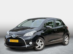 Toyota Yaris - 1.5 Hybrid Trend Trekhaak All Season Navi NL