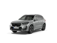 BMW X1 - xDrive25e | M Sportpakket Pro | Innovation Pack | Travel Pack | Trekhaak