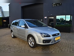 Ford Focus Wagon - 1.6-16V Futura | Stoelverwarming | Elek pakket