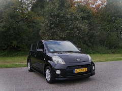 Daihatsu Sirion 2 - 1.5-16V Sport 1.5 (105 PK ) . Airco . Trekhaak . Elec ramen en spiegels . enz