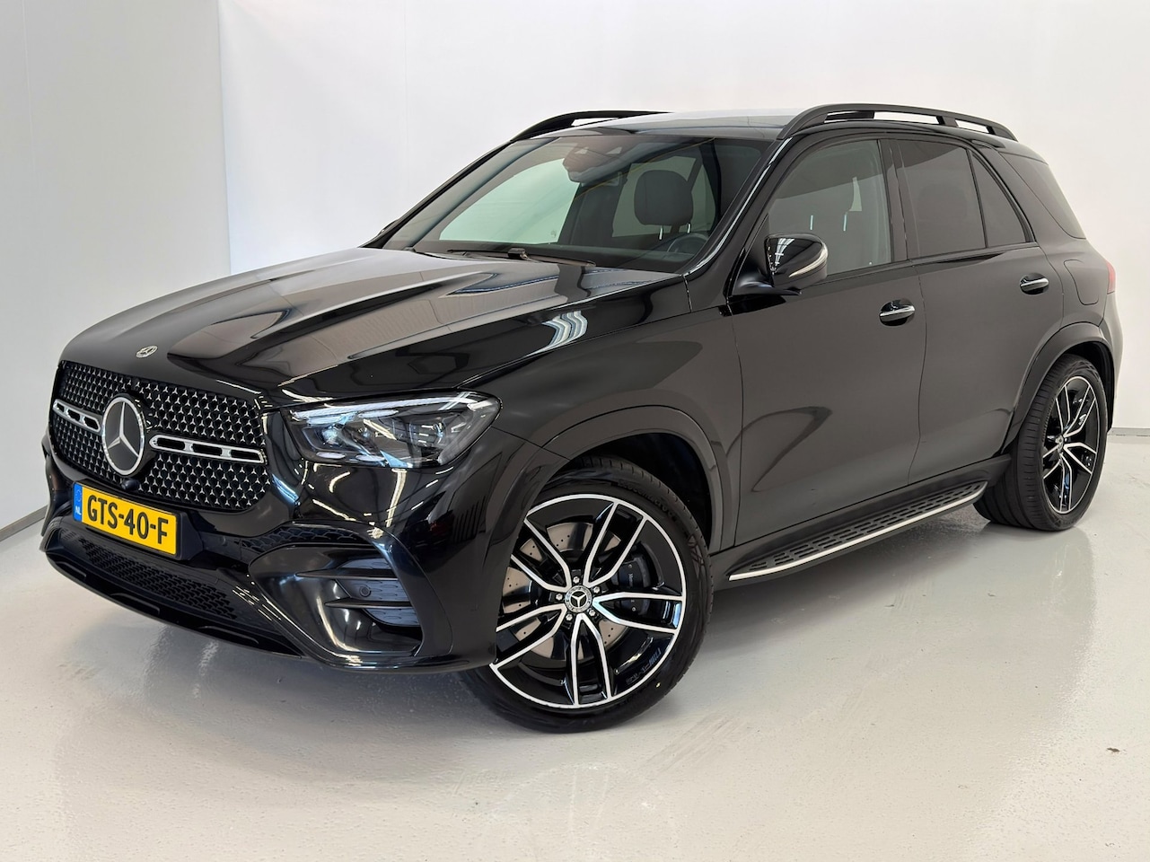 Mercedes-Benz GLE-Klasse - 350de / AMG / Pano / Burmester / Luchtvering - AutoWereld.nl