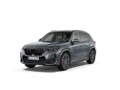 BMW X1 - xDrive25e | M Sportpakket Pro | Innovation Pack | Comfort Pack | Travel Pack | Trekhaak