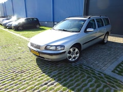 Volvo V70 - 2.4 CNG Summum MET JAAR APK AIRCO WERKT AUTOMAAT