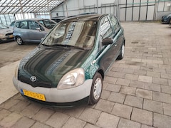 Toyota Yaris - 1.0-16V VVT-i Terra