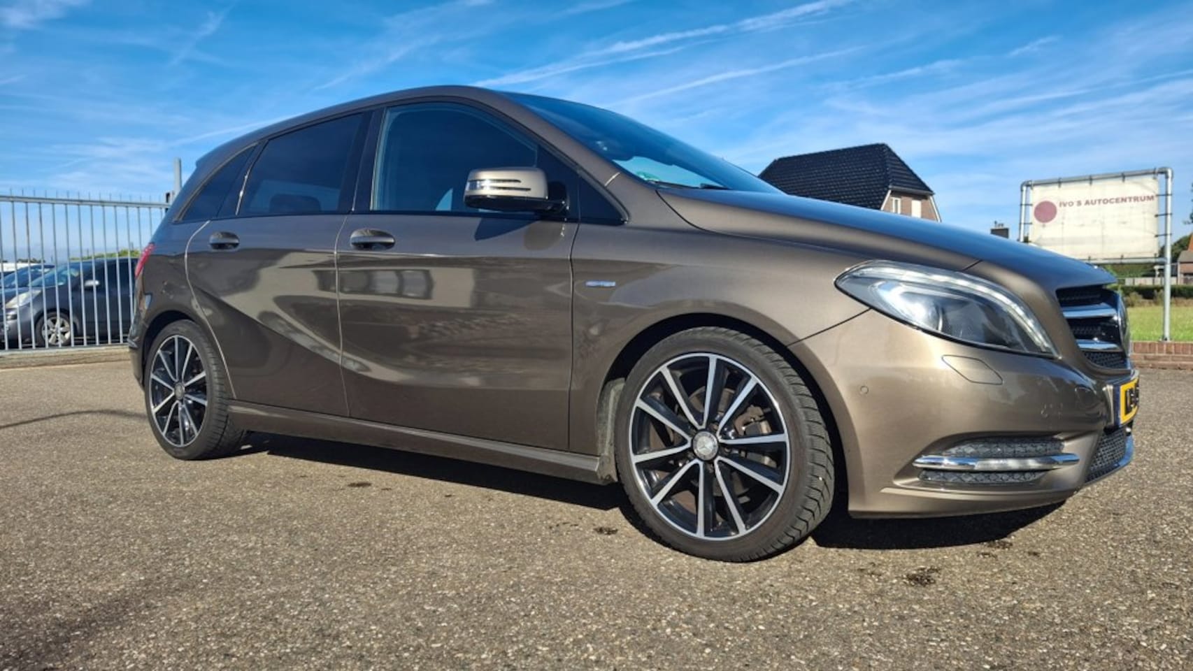 Mercedes-Benz B-klasse - 200 Ambition SUPER MOOI - AutoWereld.nl