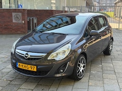 Opel Corsa - 1.3 CDTi EcoFlex S/S Design Edition, NIEUWE APK, NAVI