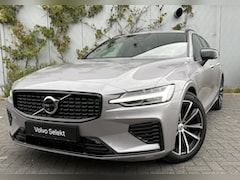 Volvo V60 - 2.0 T8 Plug-in Hybrid AWD Plus Dark | PHEV Long Range | Trekhaak | Sportstoelen | Panorama