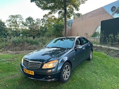 Mercedes-Benz C-klasse - 180 K BlueEFFICIENCY Airco Automaat Leder
