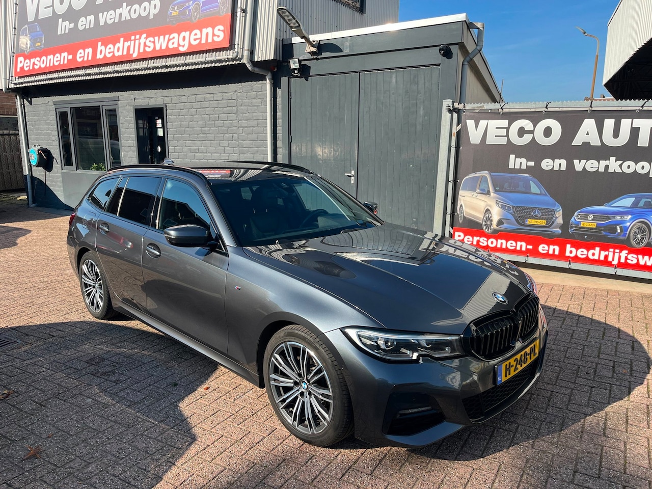 BMW 3-serie Touring - 318i High Executive Edition M sport - AutoWereld.nl