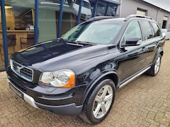 Volvo XC90 - 3.2 Sport 7 Persoons / LEER / YOUNGTIMER