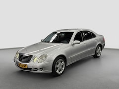 Mercedes-Benz E-klasse - 200 K. Avantgarde Nieuwe APK NAP Automaat Zeer Nette Staat