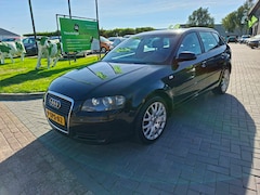 Audi A3 Sportback - 1.6 Attraction Business Edition / Leuke auto / APK nov 2027