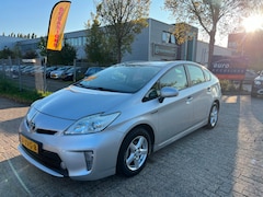 Toyota Prius - 1.8 - HEAD-UP - CAMERA - KEYLESS - TREKHAAK