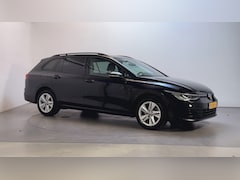 Volkswagen Golf Variant - 1.5 TSI Life Business Alcantara Camera Trekhaak Adaptive Cruise Stoelverwarming