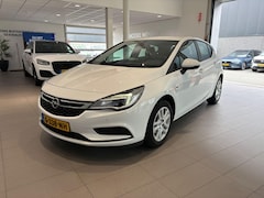 Opel Astra - 1.0 Turbo Online Edition PARKEER SENSOREN VOOR EN ACHTER | CRUISE CONTROL |